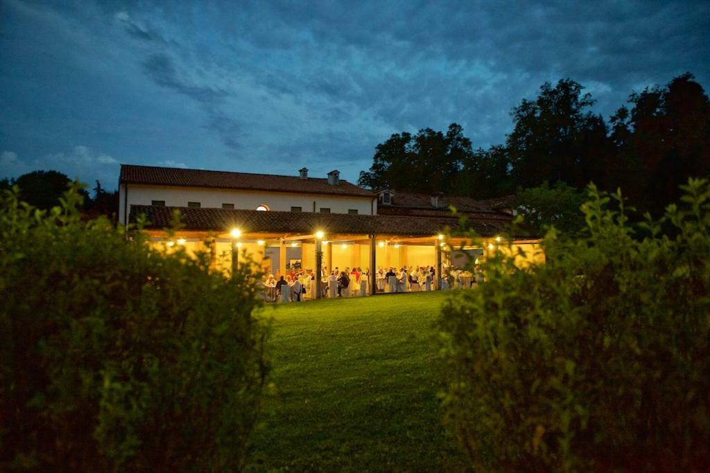 Locanda Perinella Castelgomberto Esterno foto